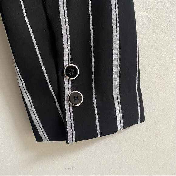 Striped Belted Blazer - Picture 2 of 5